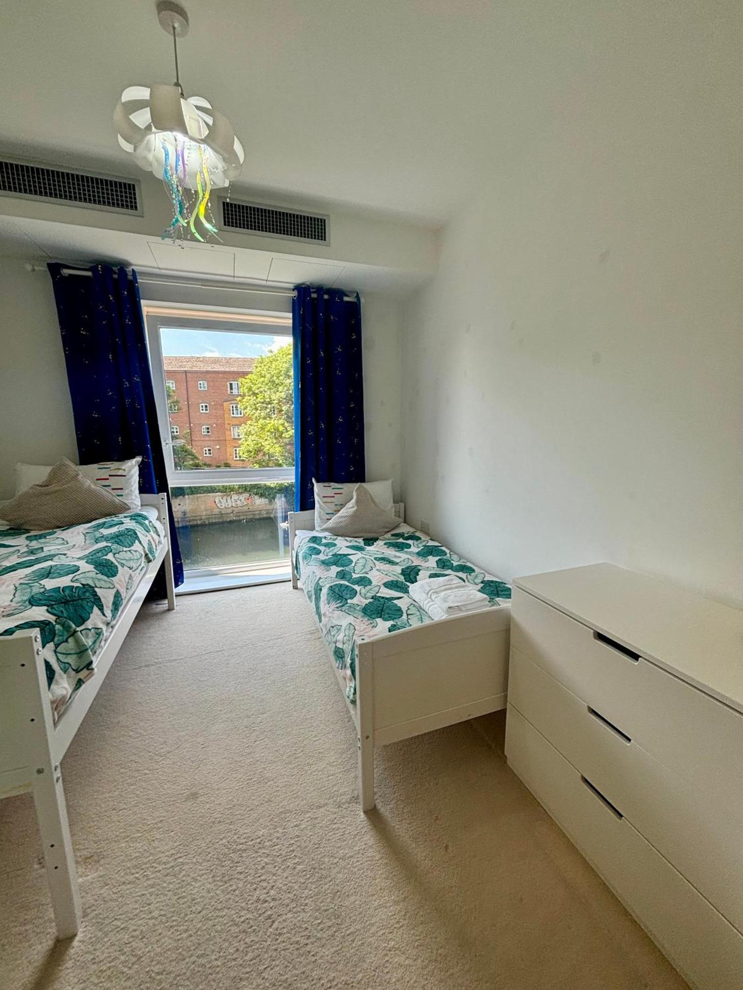 Two Double Bedroom Duplex Flat London Luaran gambar